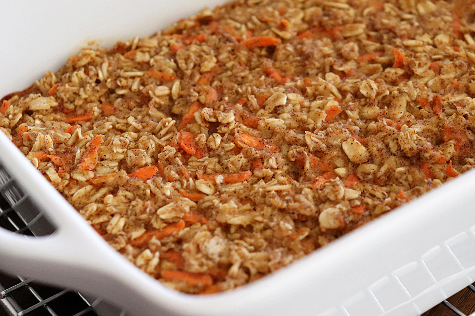 Vegan Baked Carrot Cake Oatmeal