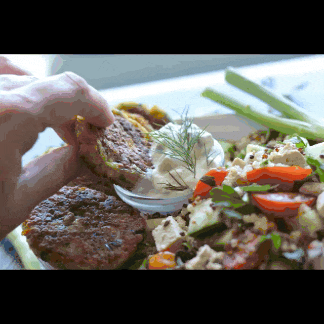 Creamy Vegan Tzatziki Sauce Recipe