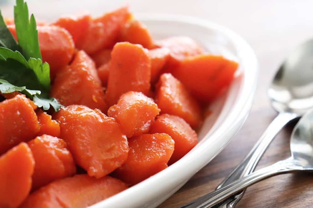 Easy Glazed Carrots HERO IMAGE
