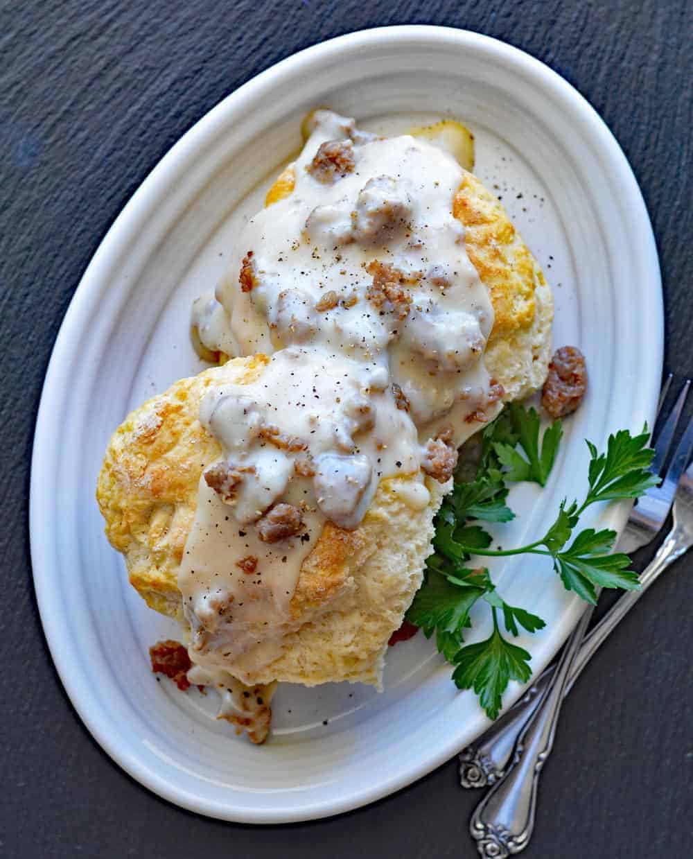 Vegan Southern Style Biscuits & Gravy
