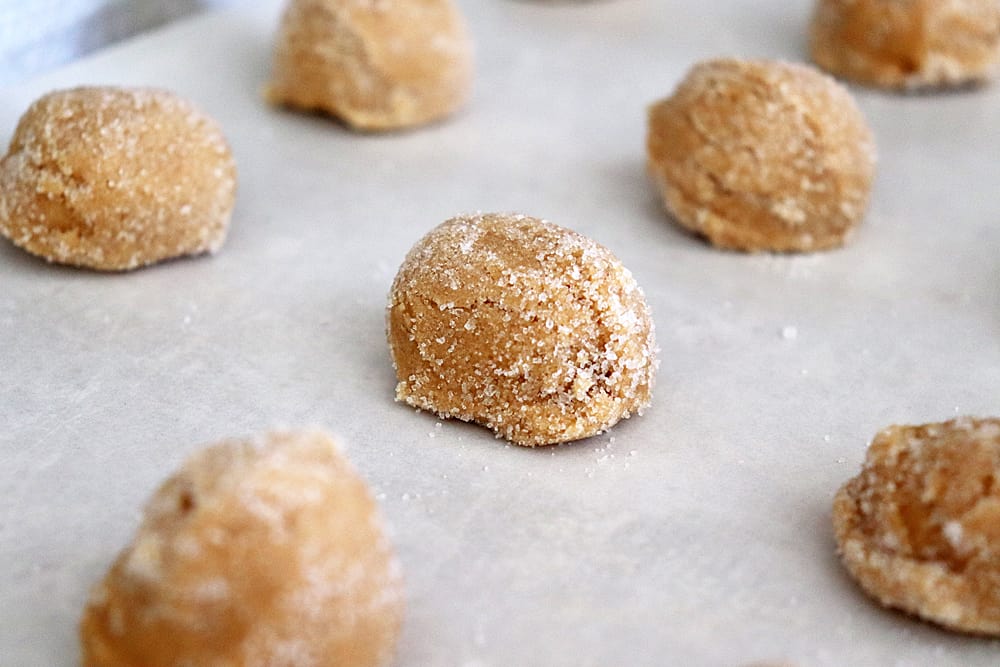 Scooped balls of dough ready to be formed into hearts