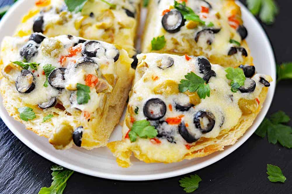 Cheesy Vegan Olive Bread