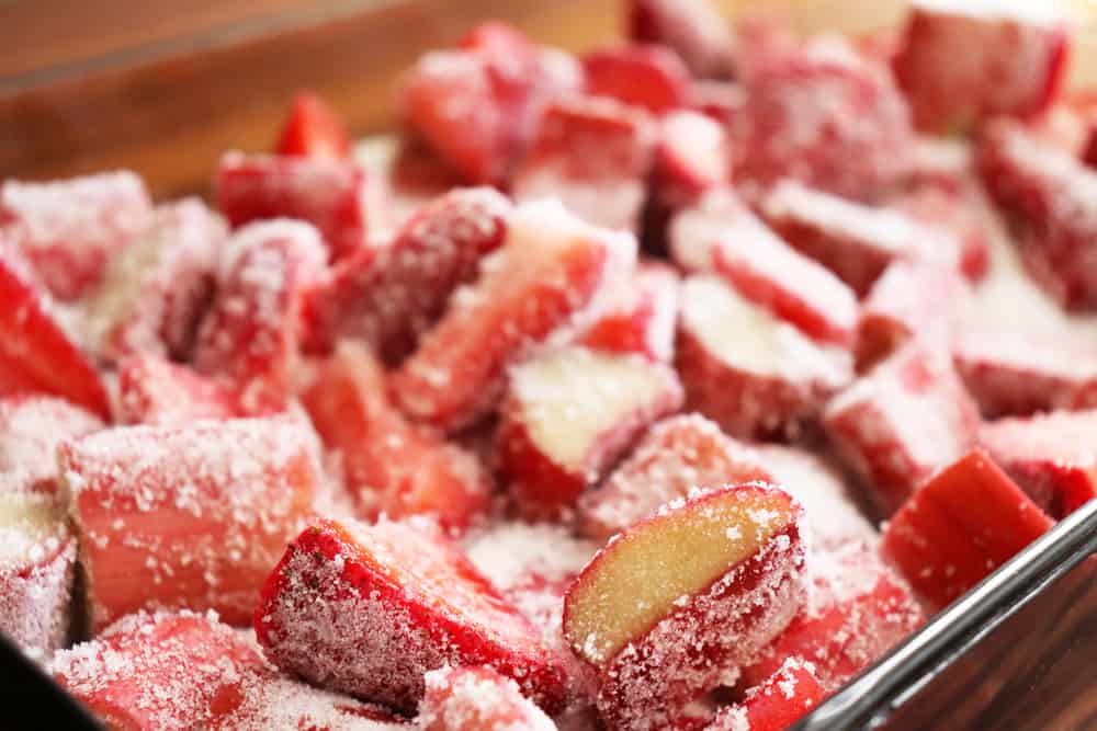Sugared strawberries and rhubarb
