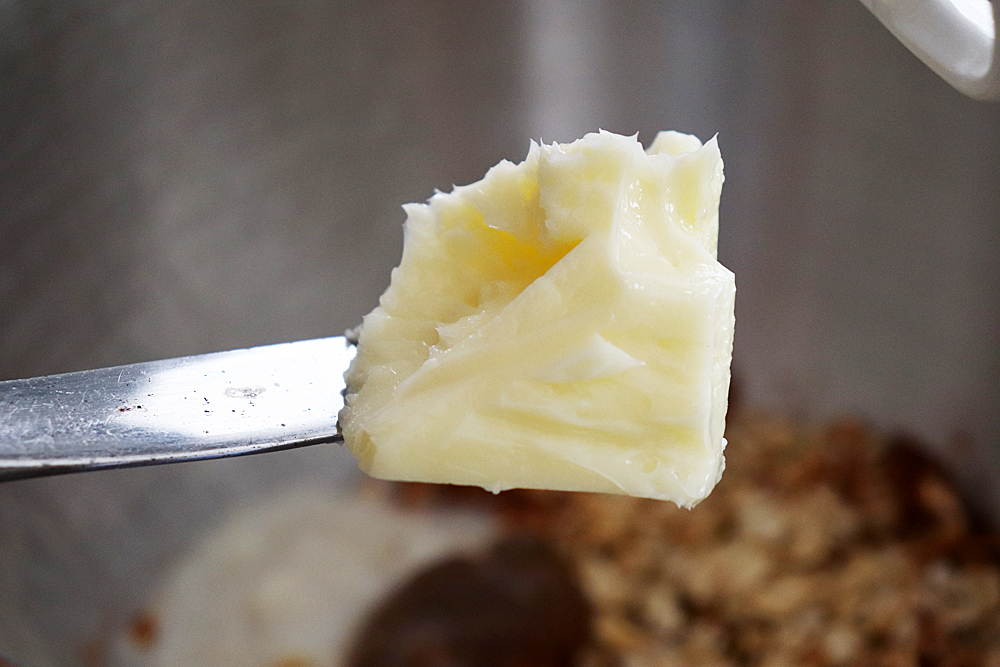 Adding vegan margarine