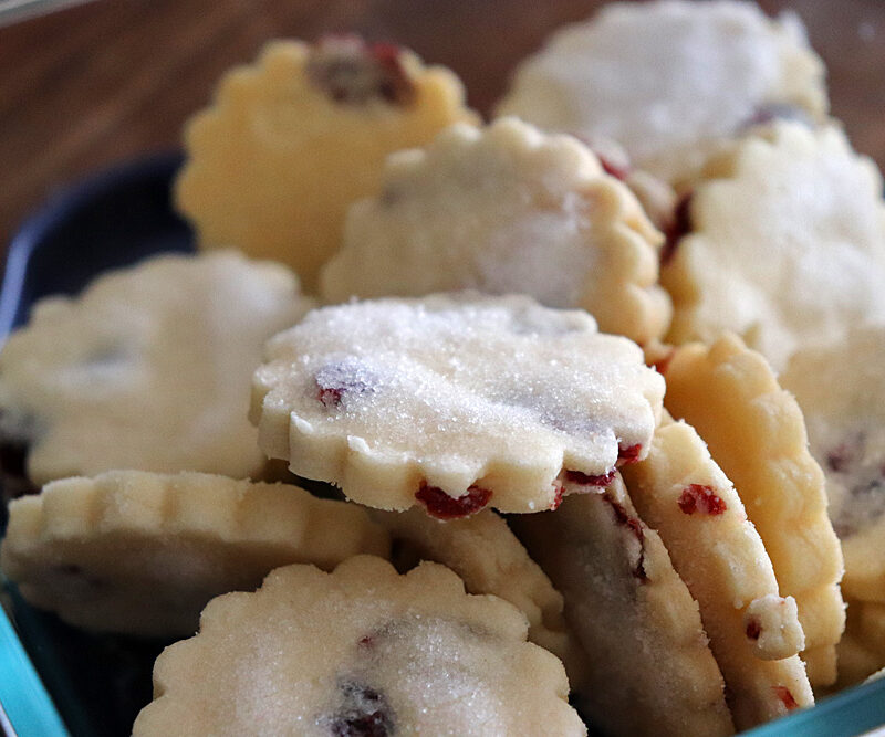 Easy Cranberry Shortbread Cookies