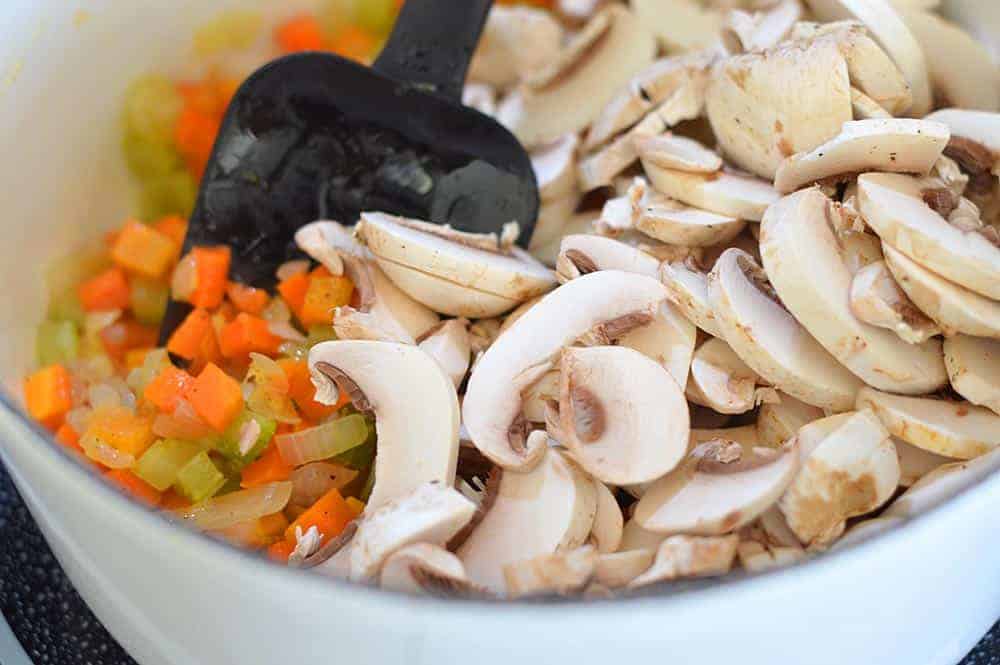 Easy Vegan Wild Rice and Mushroom Soup